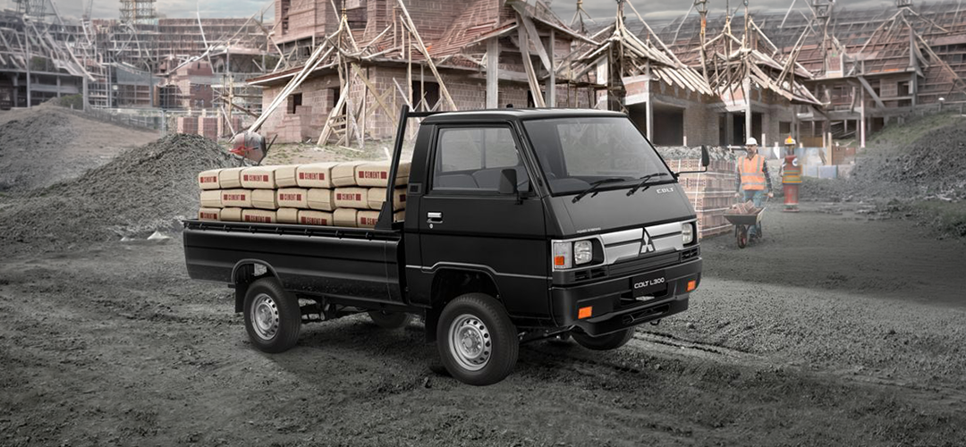 Harga L300 Baru Kredit: Cara Menghitung Pembelian untuk Kebutuhan Usaha